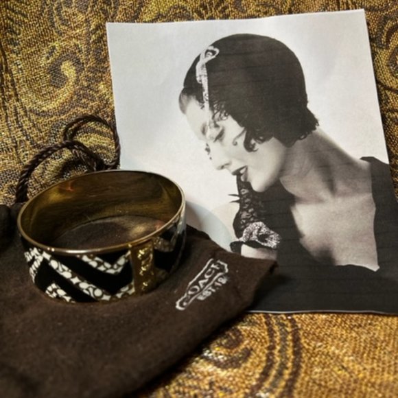 🦓 Authentic Coach Zebra Stripe Bangle 🦓 - Picture 3 of 5